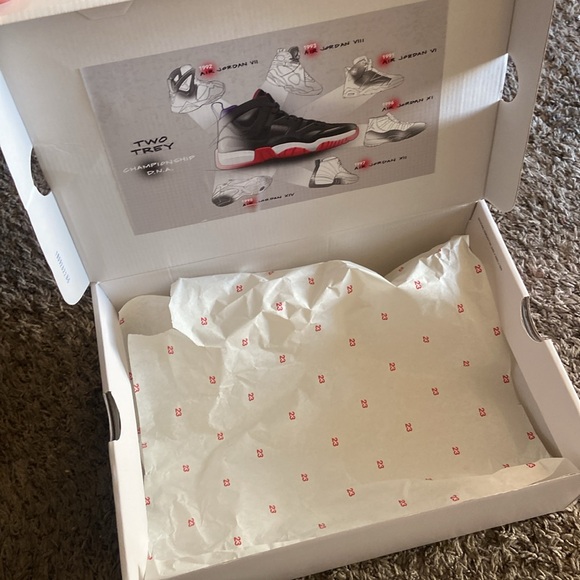 Jordan Two Trey - Picture 7 of 8